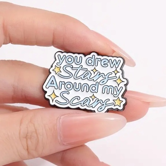 CARDIGAN - YOU DREW STARS AROUND MY SCARS PIN TAYLOR PIN - Picture 2 of 9